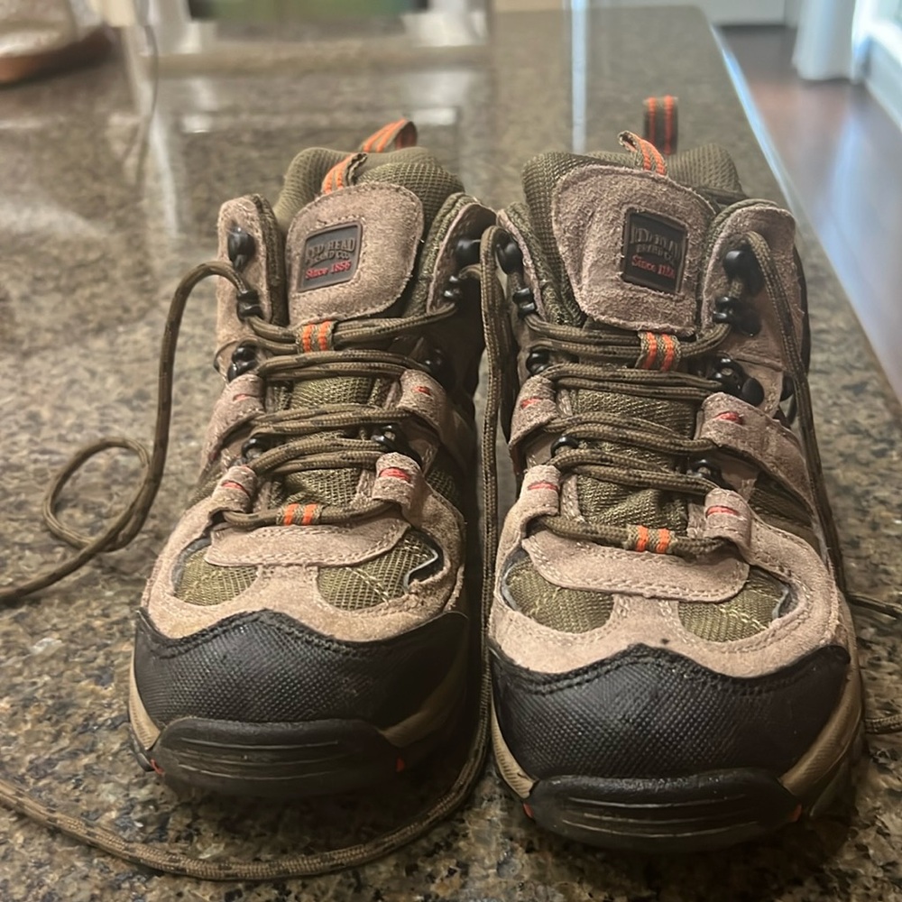 Red Head hiking boots size 7.5